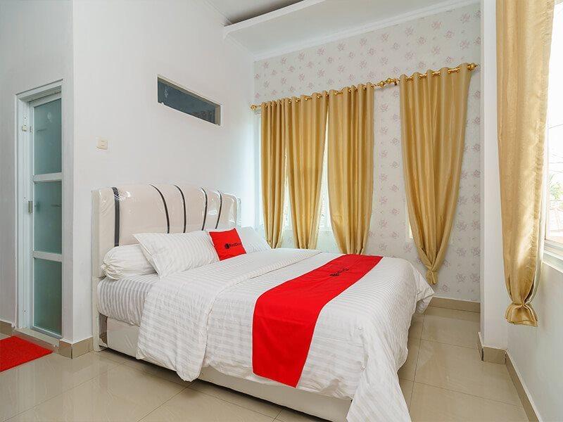 Reddoorz Syariah Near Simpang Sekip Palembang Palimbão Exterior foto