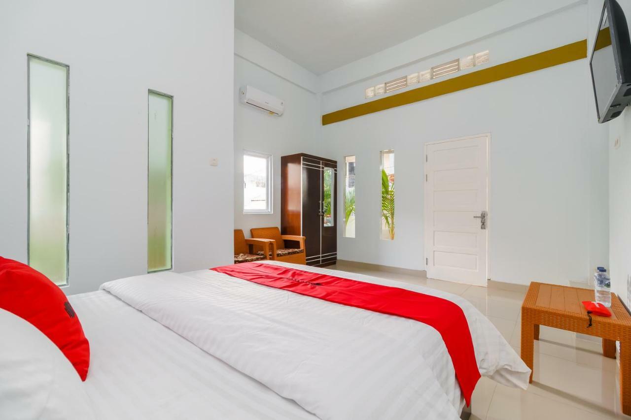 Reddoorz Syariah Near Simpang Sekip Palembang Palimbão Exterior foto