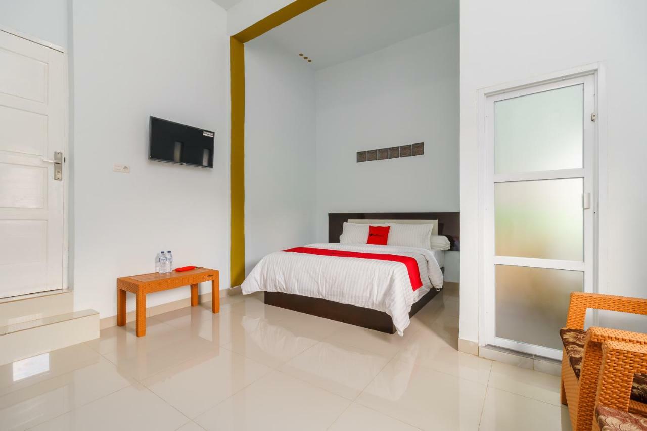 Reddoorz Syariah Near Simpang Sekip Palembang Palimbão Exterior foto