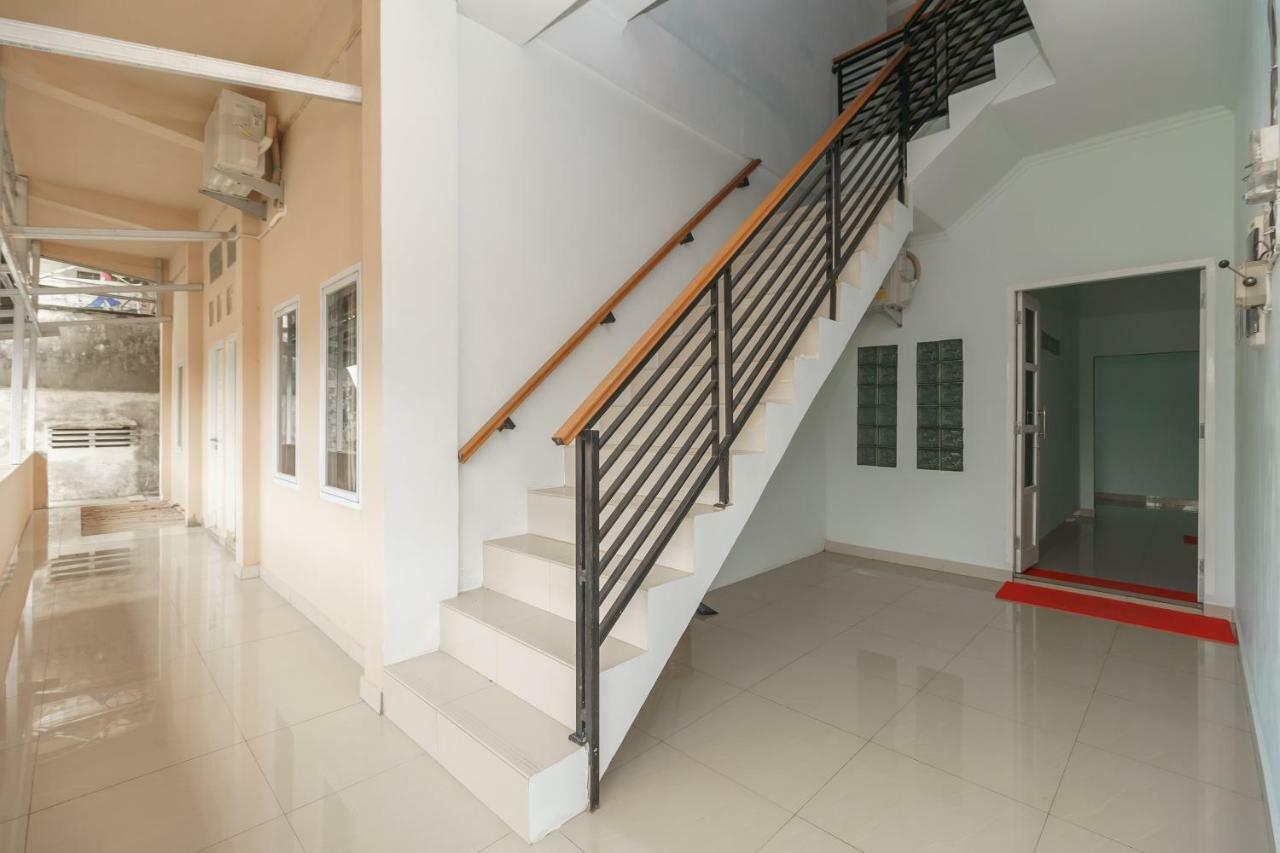 Reddoorz Syariah Near Simpang Sekip Palembang Palimbão Exterior foto